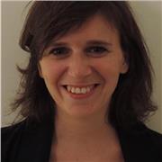 Insegnante di madrelingua francese, con dieci anni di esperienza (scuole medie, superiori e università)